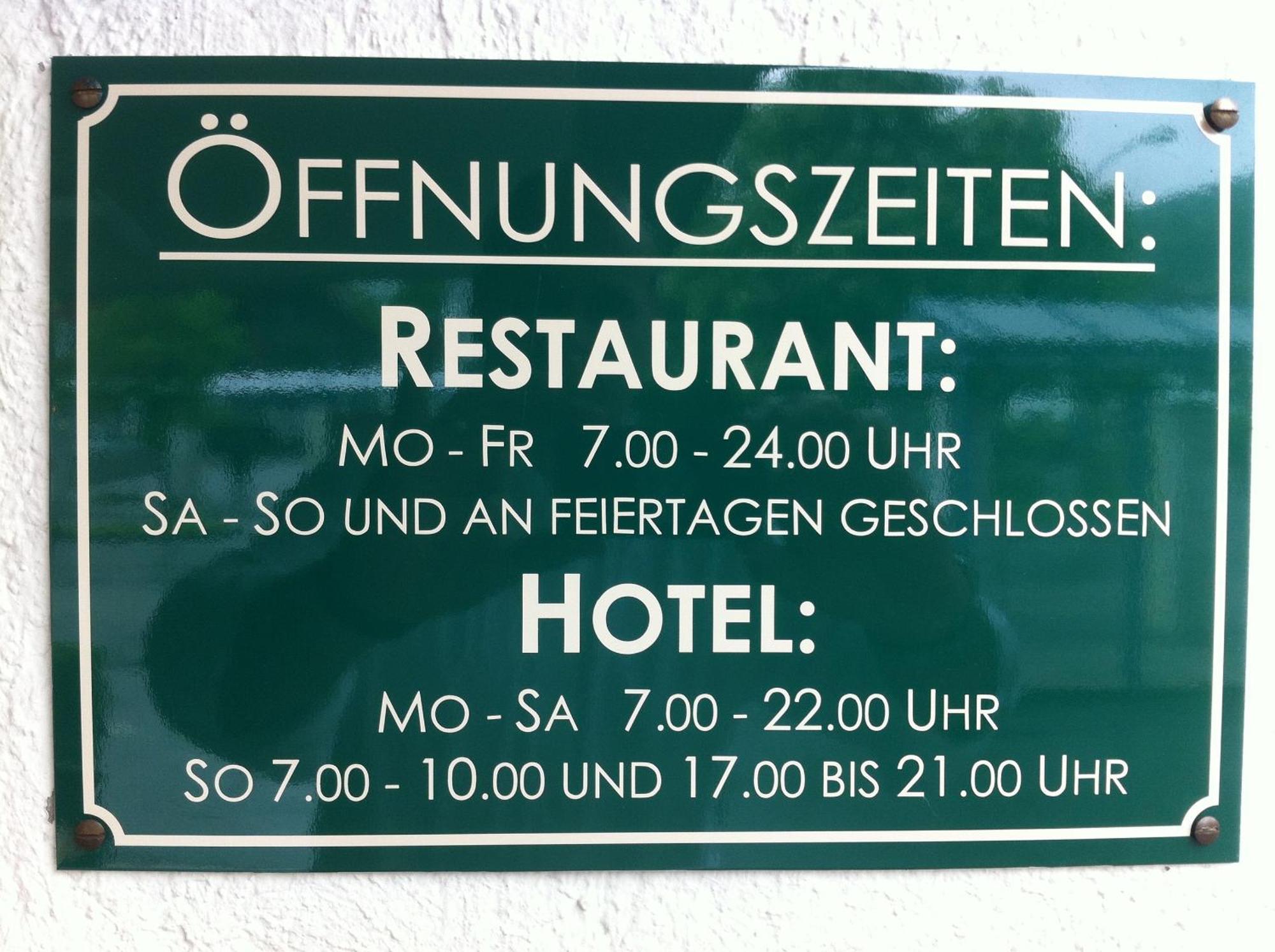 Hotel Restaurant Rössle Rankweil Exterior foto